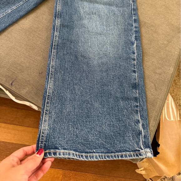 Wide Leg Jeans w/ Belt - Picture 2 of 7